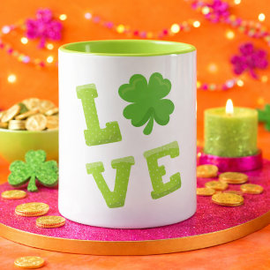 Caneca Letras de bloco verdes do amor para o Dia de São