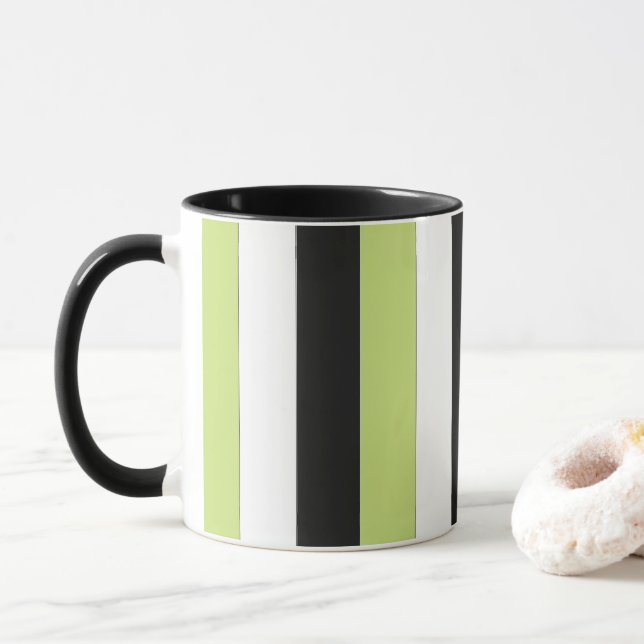 Caneca Listras Pretas Verdes (Com Donut)