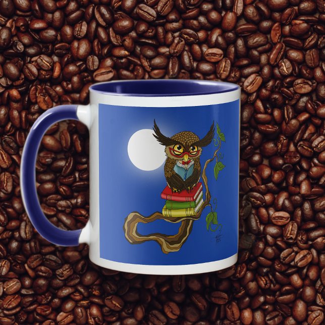 Caneca Livros de Coruja (Criador carregado)