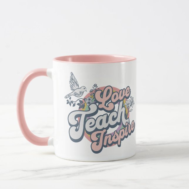 Caneca Love Teach Inspire presente para professores (Esquerda)
