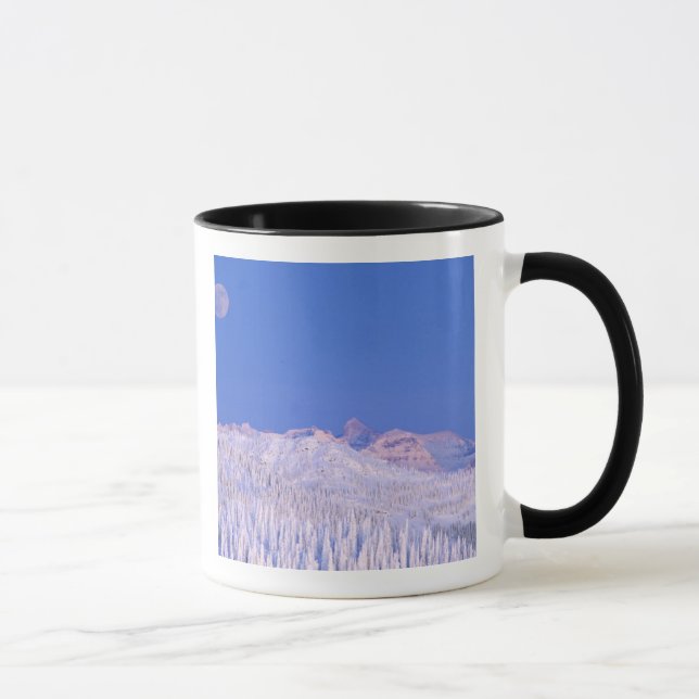 Caneca Lua cheia nascendo sobre o Parque Nacional Glacier (Direita)