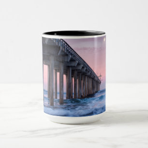 Caneca Lua Cheia Sobre o Pier de Scripps