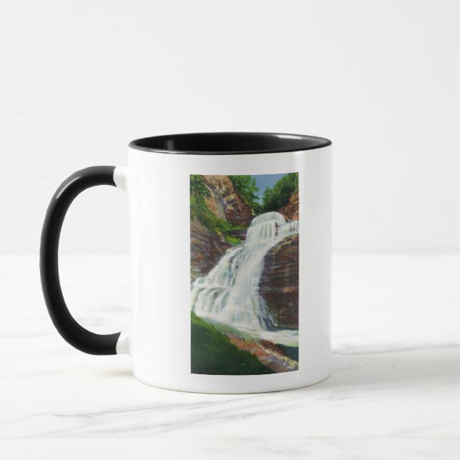 Caneca Lucifer Falls View em Robert H. Treman (Esquerda)