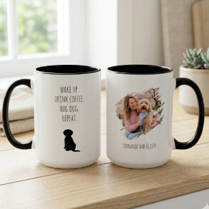 Caneca Mãe de Cachorro Acorda Bebe Café Repete