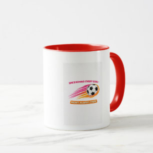 Caneca Mãe de Futebol – Ela Está Por trás de Cada