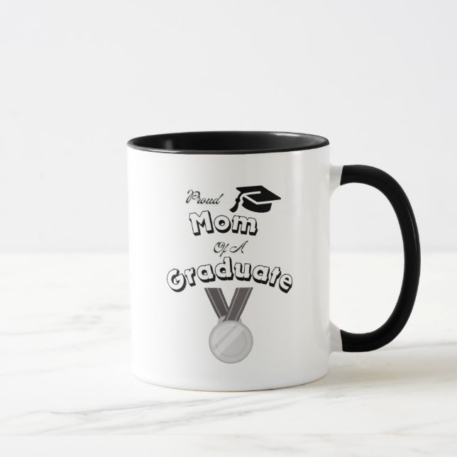 Caneca Mãe Orgulhosa de Um Formando (Direita)