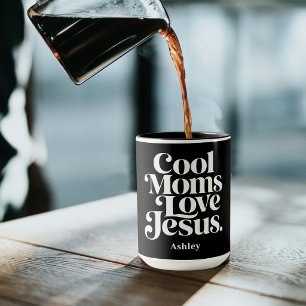 Caneca Mães Legais Amam Jesus