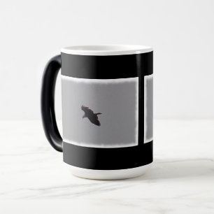 Caneca Mágica Águia Cálida no Voo Morphing Mug