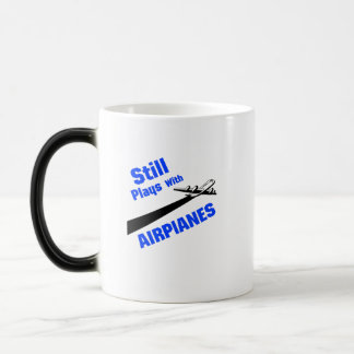 Caneca Mágica Ainda jogos com o piloto do avião do insecto dos
