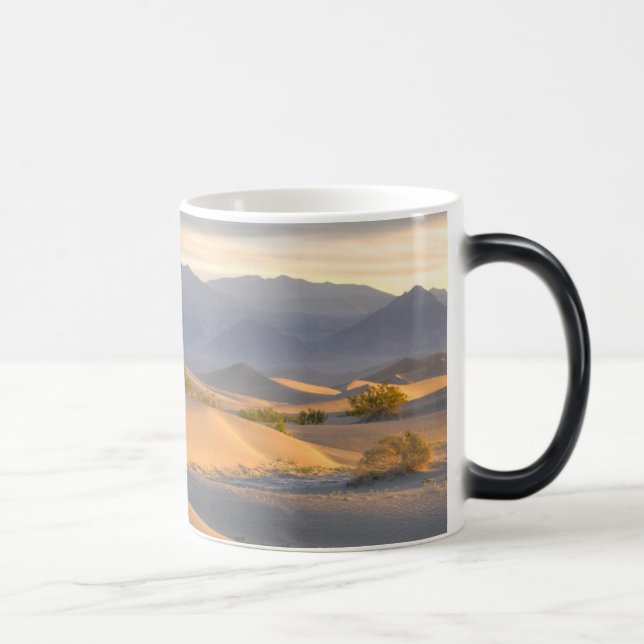 Caneca Mágica Alvorecer do deserto (Direita)