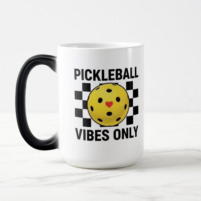 Caneca Mágica Apenas Vibrações de Pickleball (Esquerda)
