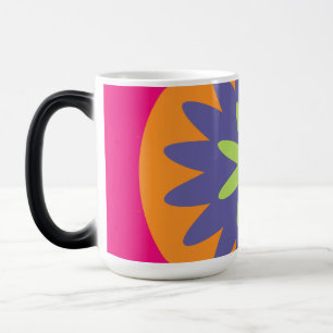 Caneca Mágica Arte com padrão botânico retrô Groovy