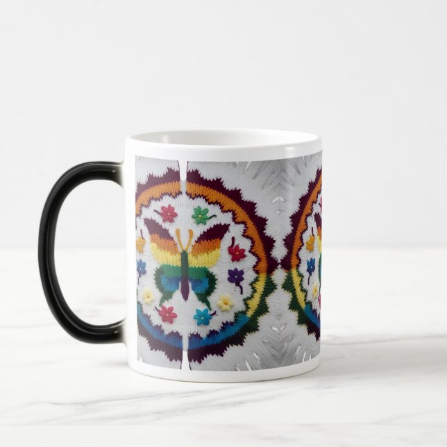 Caneca Mágica Borboleta e Flores Tricotadas Mágicas (Esquerda)