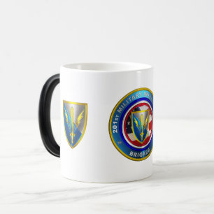 Caneca Mágica Brigada de Informações Militares Expeditivas de ru