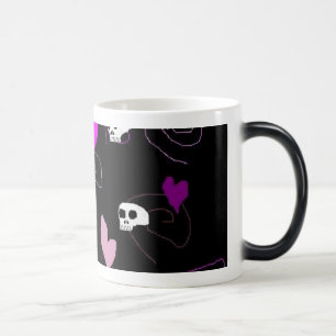 Caneca Mágica Crânios góticos & corações de EMO