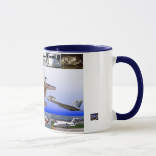 Caneca Mágica da colagem do avião do vôo