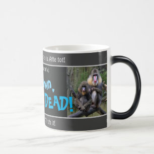 Caneca Mágica Deite-se, morto de macaco - bobo traduzido alemão
