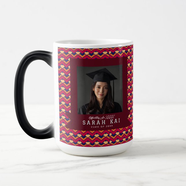 Caneca Mágica Elegant Zigzag Pattern High School Grad (Esquerda)