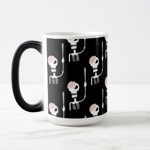 Caneca Mágica Esqueleto de Halloween com uma espada