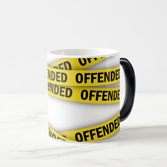 Caneca Mágica Estou ofendido que a fita policial não atravesse (Frente Esquerda)