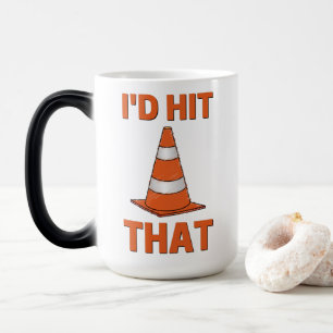 Caneca Mágica Eu acertava naquele cone de laranja design com cru