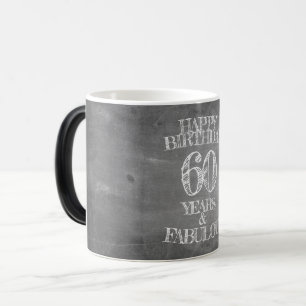 Caneca Mágica Feliz Aniversário - 60 Anos & Fabuloso em chalkboa