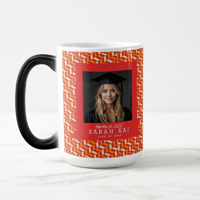Caneca Mágica Festa de Formatura com Padrão Zigzag Fofo (Esquerda)