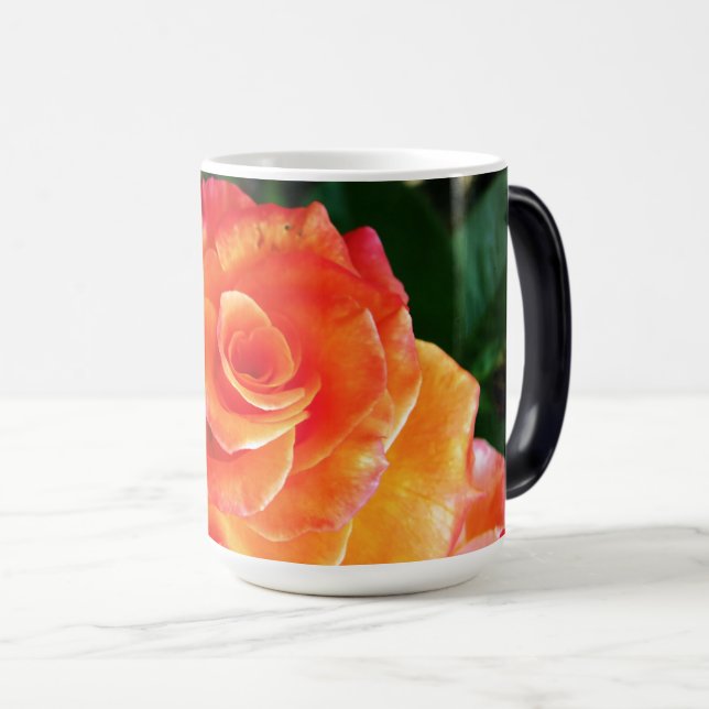 Caneca Mágica Flor de rosa laranja (Frente Esquerda)