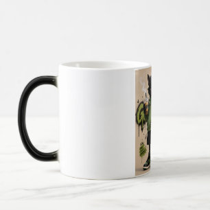 Caneca Mágica Gato Gentil, Roupas Urbanas Mascote de Gato Preto