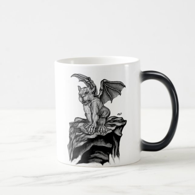 Caneca Mágica Golem pequeno - Gargoyle preto sabe desenhos (Direita)