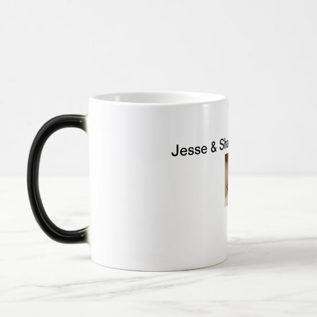 Caneca Mágica Jesse & Shawntae McCartney Cup (Esquerda)