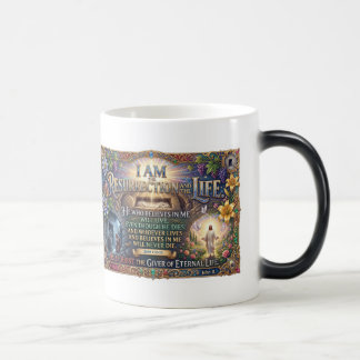 Caneca Mágica Jesus Proclaims Resurrection And Life In Bethany