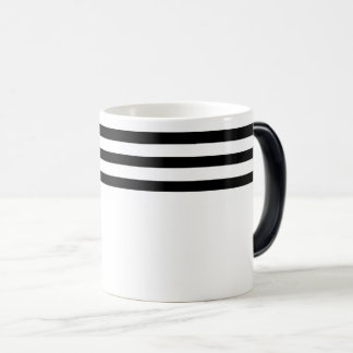 Caneca Mágica Listras pretas e brancas minimalistas simples