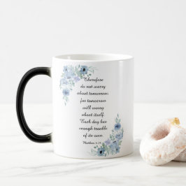 Caneca Mágica Matthew 6:34 Não se preocupe Blue Watercolor Flora