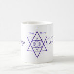 Caneca Mágica Morphing Happy Chanukah Mug em Azul e Branco<br><div class="desc">A perspectiva de expansão das estrelas judaicas para Chanukah aparece quando um líquido quente é despejado na caneca. Que legal é isso?!</div>