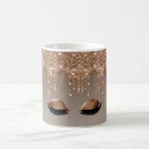 Mug de café marrom - Sipes quentes e espumosos