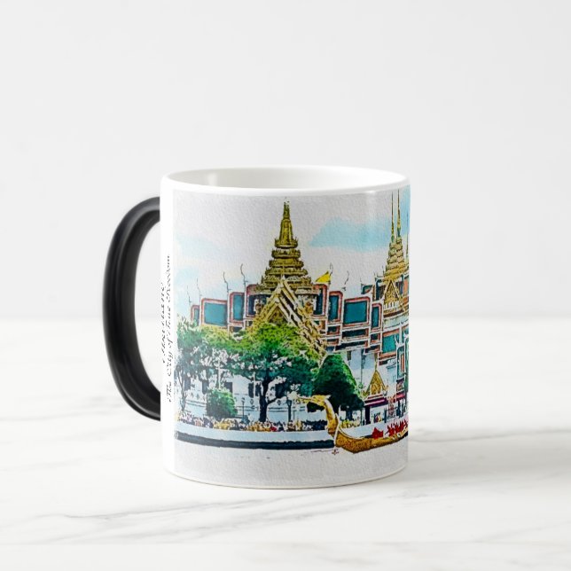 Caneca Mágica Mug- Majestoso Tailandês Royal Barge no Grande Pal (Frente Esquerda)