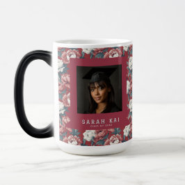 Caneca Mágica Padrão de Peônias na Moda Parabéns Graduado