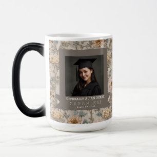 Caneca Mágica Padrão de Ranunculus da Moda para Formatura Univer