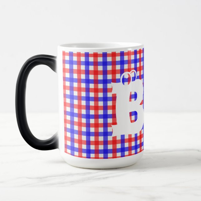 Caneca Mágica Padrão de Xadrez Red Blue Gingham (Esquerda)
