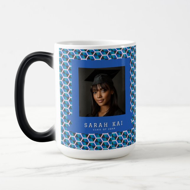 Caneca Mágica Padrão Hexagonal Colorido Ano de Conclusão (Esquerda)