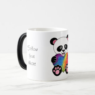 Caneca Mágica Panda bonito da aguarela com coração do arco-ír