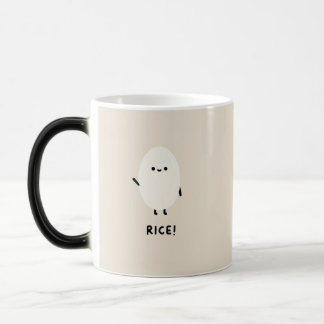 Caneca Mágica personagem de arroz fofo minimalista kawaii engraç