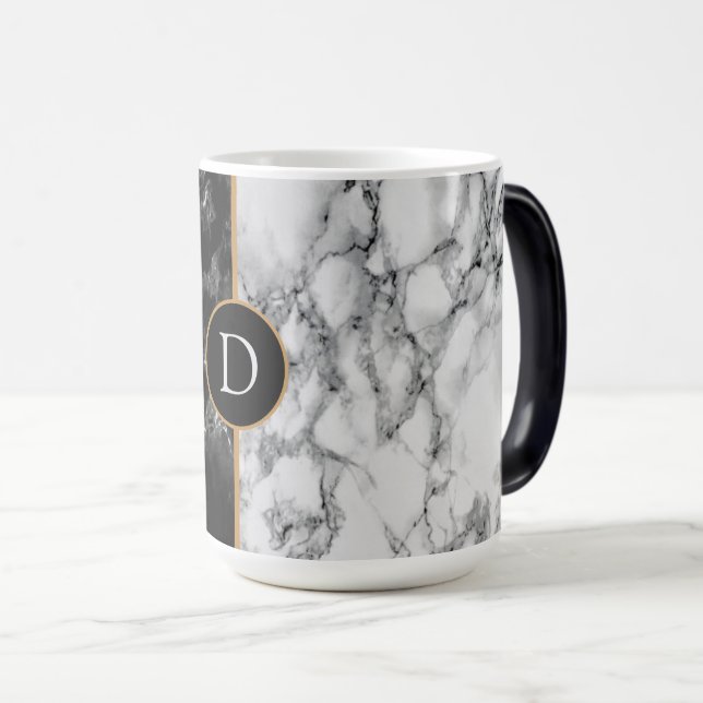 Caneca Mágica Presente de Maçã de Mármore Preto-Branco com Perso (Frente Esquerda)