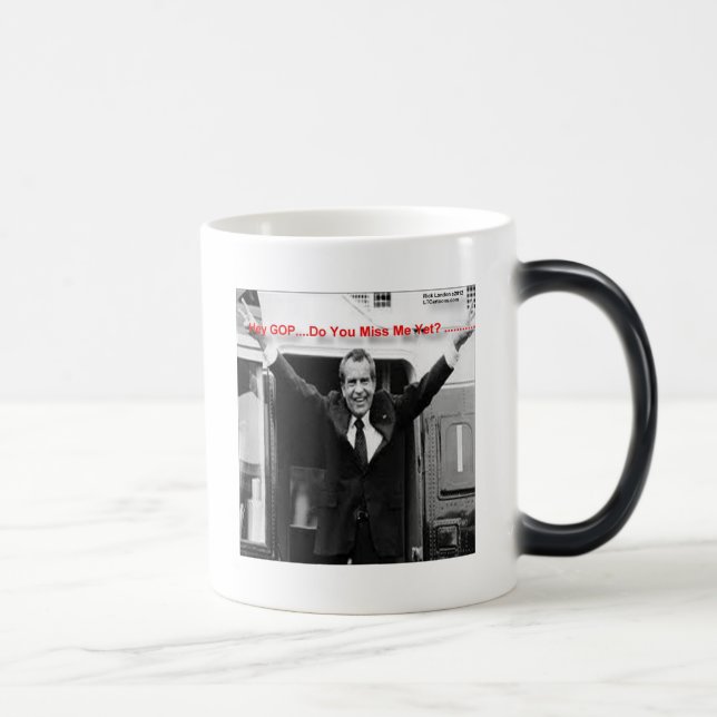 Caneca Mágica Richard Nixon "Miss Me Ainda?" Ofertas e Camisetas (Direita)