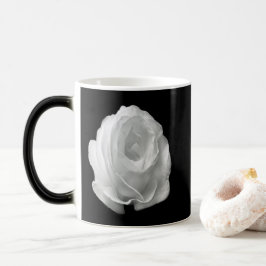 Caneca Mágica rosa branco sobre fundo preto
