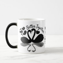 Caneca Mágica Silhueta do Cisne do casal na Água