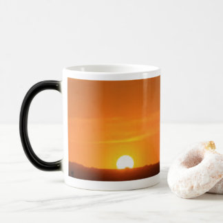 Caneca Mágica Sunset Classic Mug, 11 oz