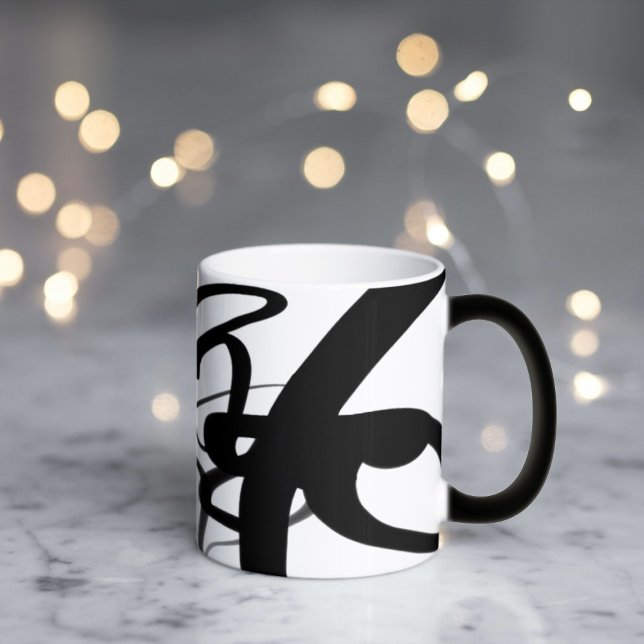 Caneca Mágica The Divers: Abstract Black and White Magic Mug (Criador carregado)