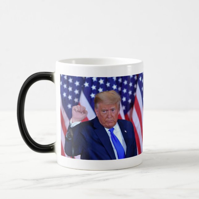 Caneca Mágica Trump 2024 - Take America Back (Esquerda)